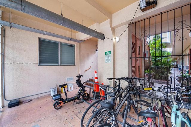 1060 Pennsylvania Ave 7, Miami Beach, FL 33139