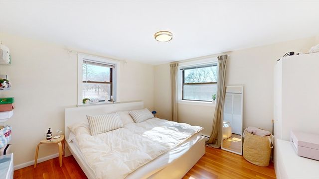 70 Jamaicaway 9, Boston, MA 02130