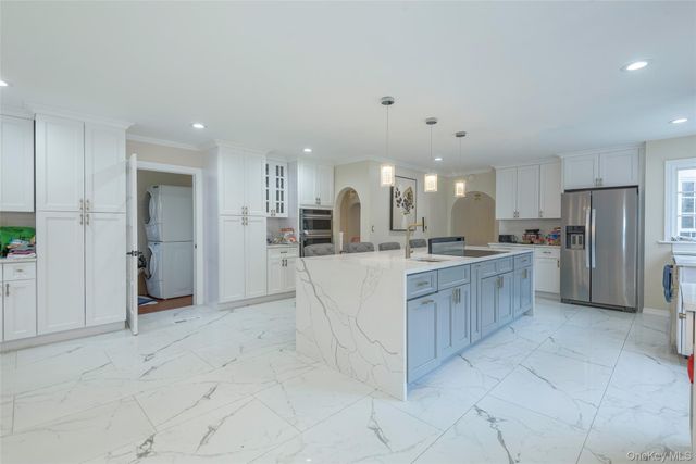 1678 Cedar Swamp Road, Brookville, NY 11545