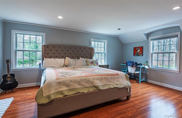 1678 Cedar Swamp Road, Brookville, NY 11545