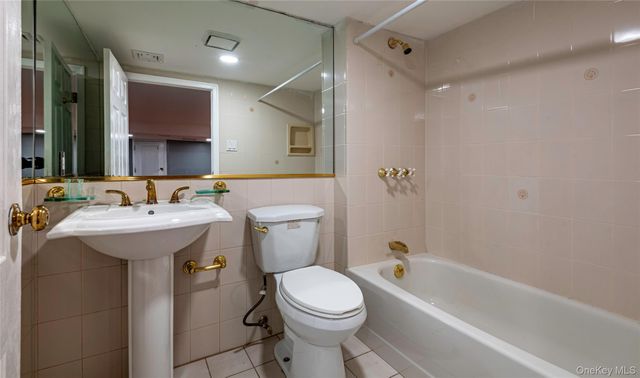 1678 Cedar Swamp Road, Brookville, NY 11545