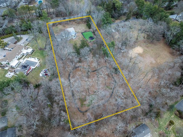 1678 Cedar Swamp Road, Brookville, NY 11545