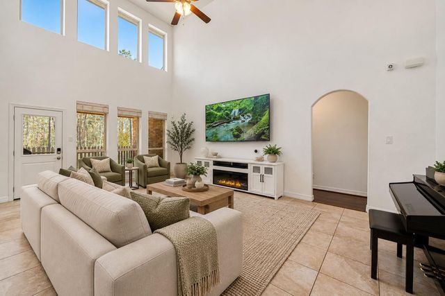 2007 Brookmont Drive, Conroe, TX 77301