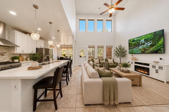2007 Brookmont Drive, Conroe, TX 77301