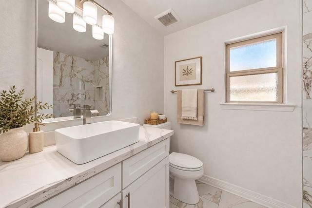 2007 Brookmont Drive, Conroe, TX 77301