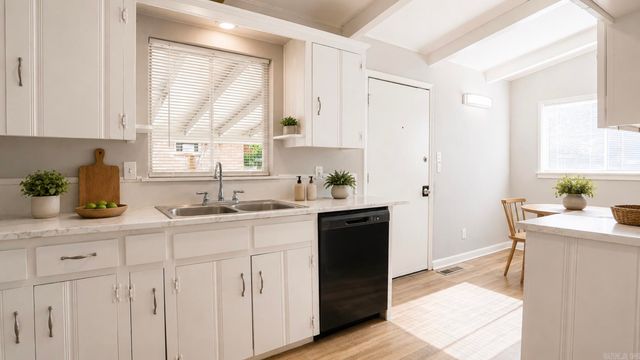 44 Sunnydale Drive, Little Rock, AR 72209