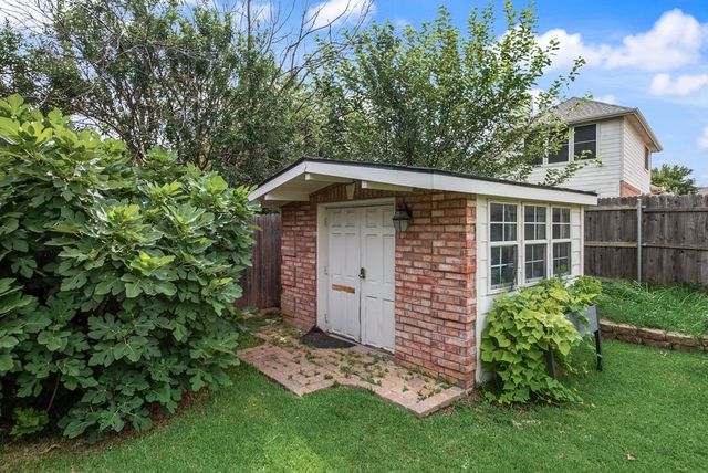5304 Bellis Drive, Fort Worth, TX 76244