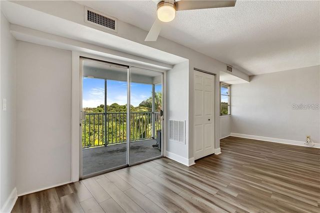 3315 58TH AVENUE S 615, St Petersburg, FL 33712