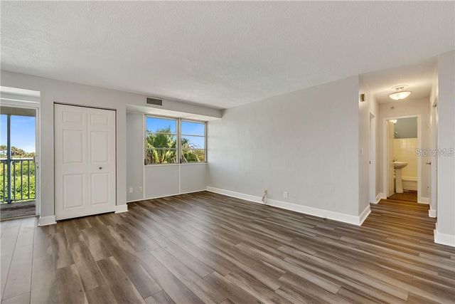 3315 58TH AVENUE S 615, St Petersburg, FL 33712