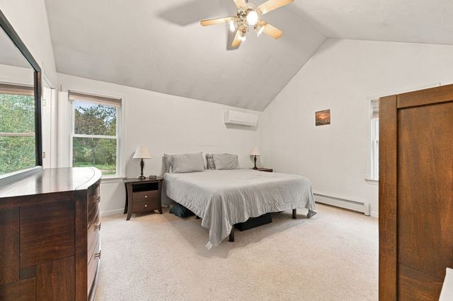 6 Clover Hill Road, Sutton, MA 01590