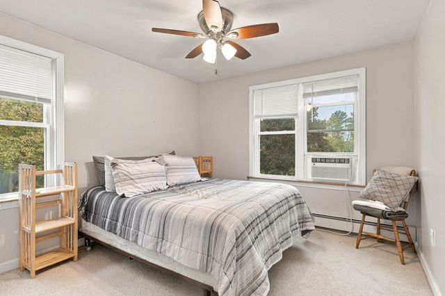 6 Clover Hill Road, Sutton, MA 01590