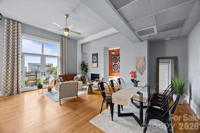 84 W Walnut Street 405, Asheville, NC 28801