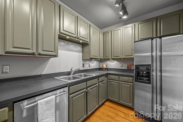 84 W Walnut Street 405, Asheville, NC 28801