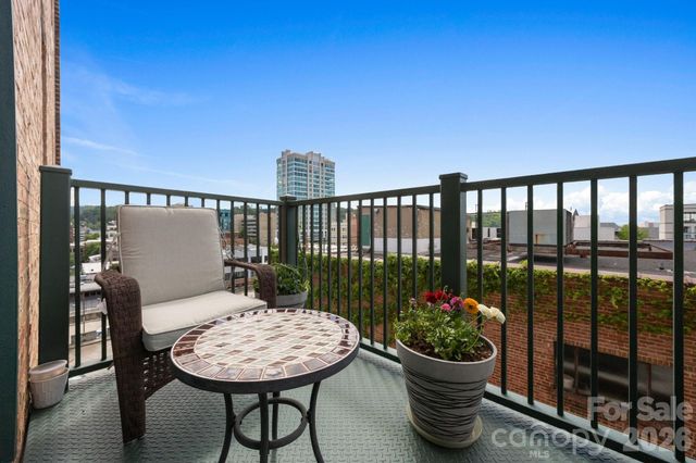 84 W Walnut Street 405, Asheville, NC 28801