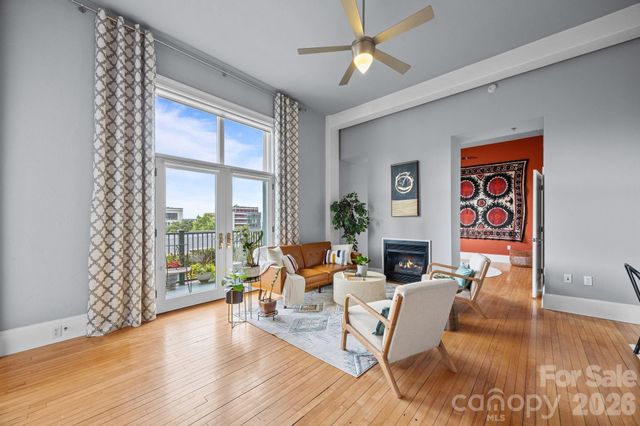 84 W Walnut Street 405, Asheville, NC 28801