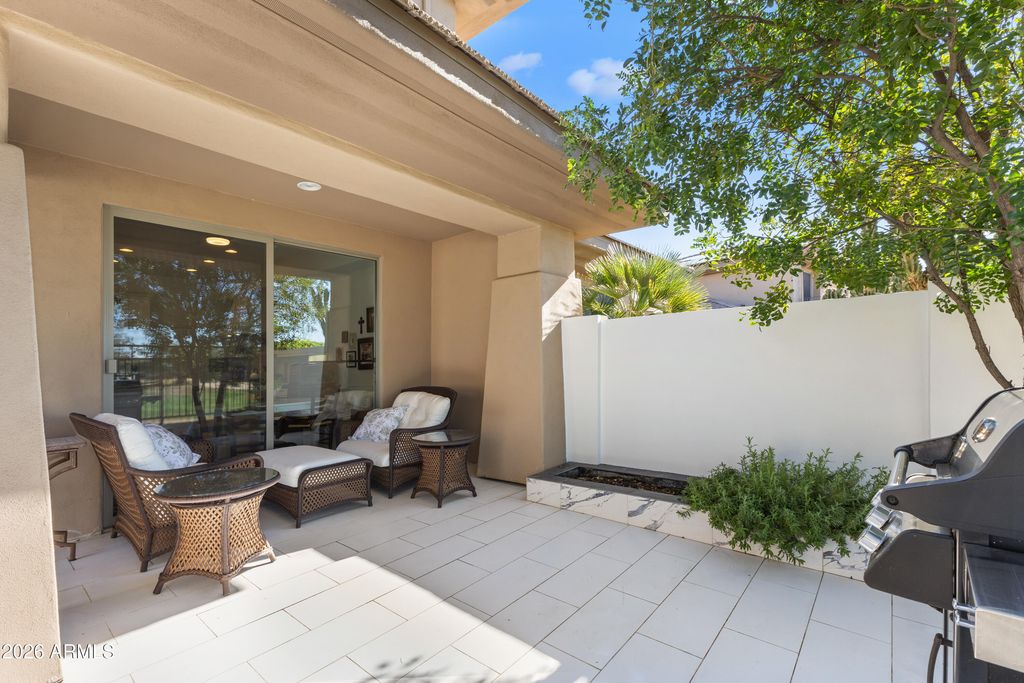 Image 31 of property listing at 15240 N CLUBGATE Drive 141, Scottsdale, AZ 85254