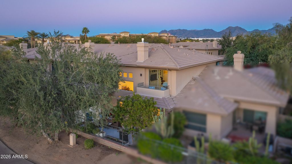 Image 35 of property listing at 15240 N CLUBGATE Drive 141, Scottsdale, AZ 85254