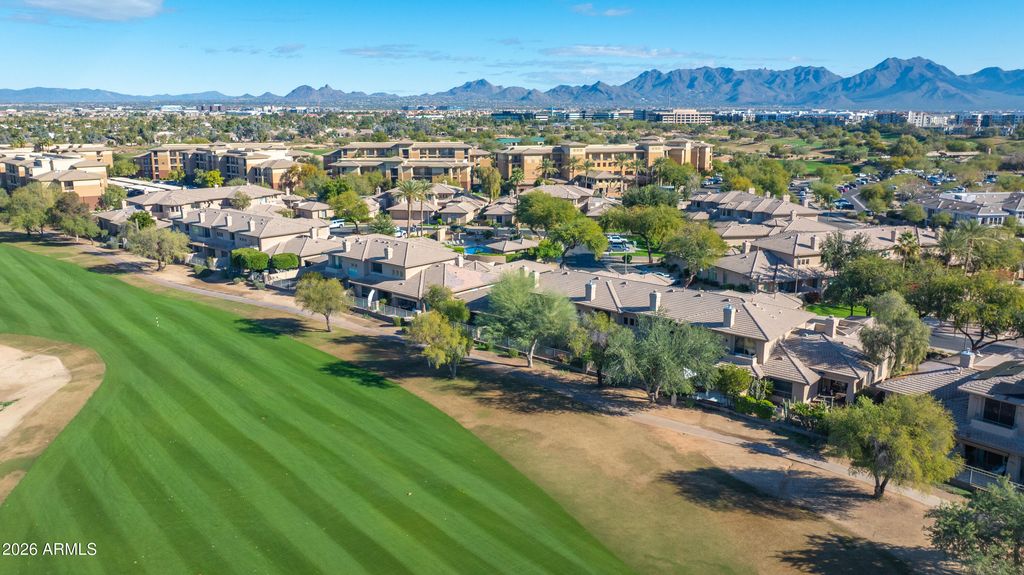Image 46 of property listing at 15240 N CLUBGATE Drive 141, Scottsdale, AZ 85254