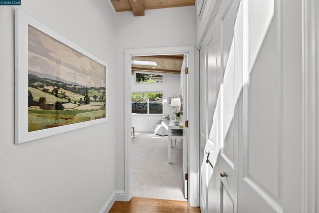 456 Camino Sobrante, Orinda, CA 94563