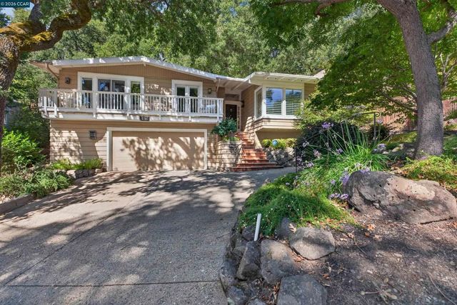 456 Camino Sobrante, Orinda, CA 94563