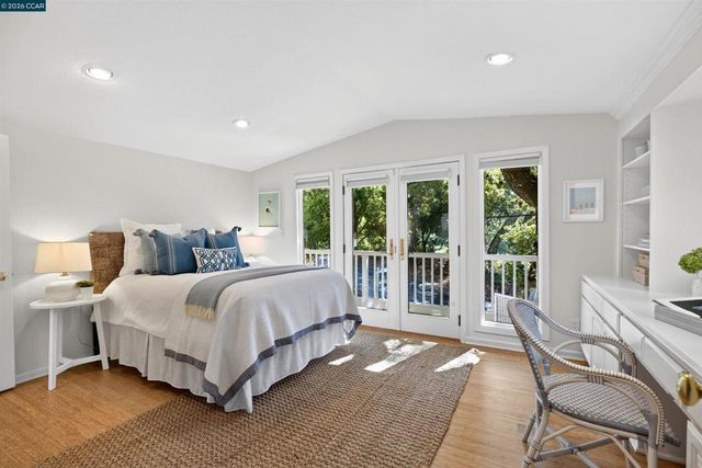 456 Camino Sobrante, Orinda, CA 94563