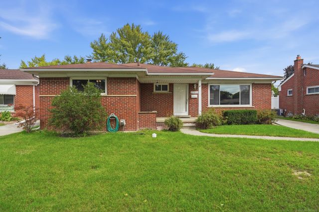 27830 Lorraine Street, Warren, MI 48093