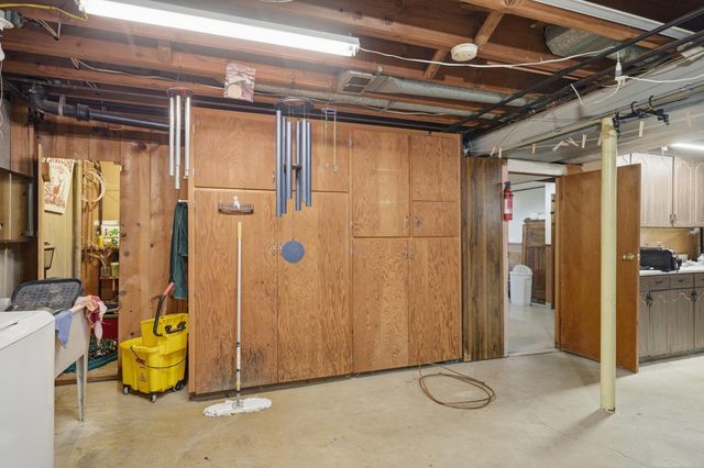 27830 Lorraine Street, Warren, MI 48093