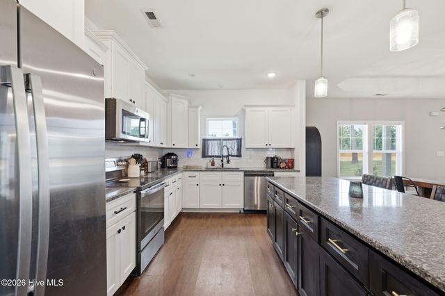 277 B And B Loop, Raeford, NC 28376