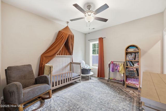 277 B And B Loop, Raeford, NC 28376