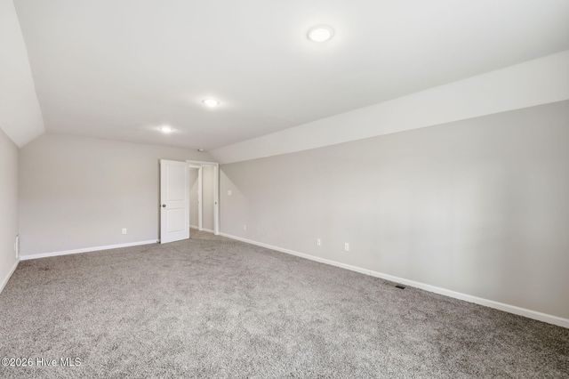 277 B And B Loop, Raeford, NC 28376