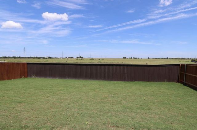 413 Doodle LN, Hutto, TX 78634