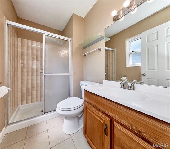 2122 Casa Blanca Drive, Arnold, MO 63010