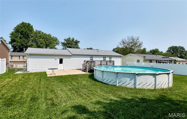 2122 Casa Blanca Drive, Arnold, MO 63010