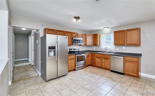 2122 Casa Blanca Drive, Arnold, MO 63010