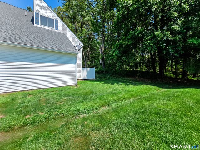 65 Perry Street 111, Putnam, CT 06260