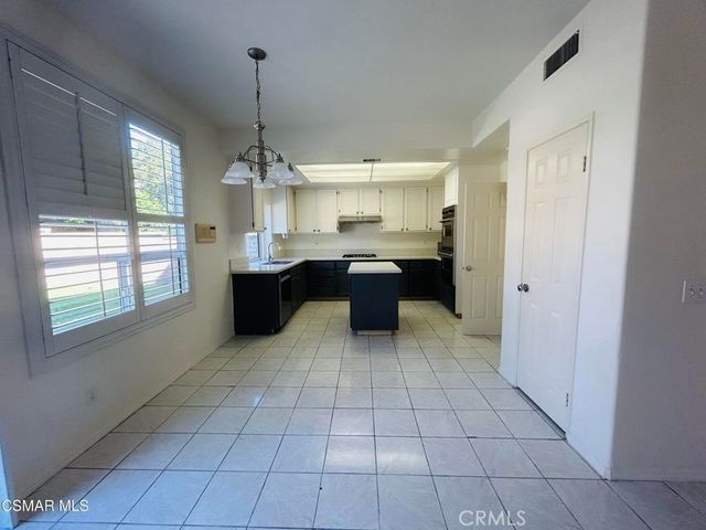 1407 Oak Trail Street, Newbury Park, CA 91320