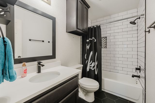 304 W 4th Terrace, Springtown, TX 76082