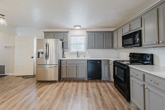 304 W 4th Terrace, Springtown, TX 76082