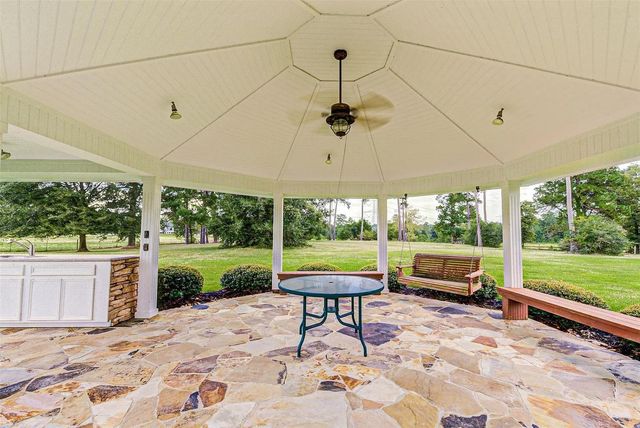 1548 Virgie Community Road, Magnolia, TX 77354