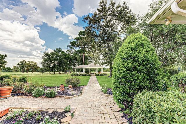 1548 Virgie Community Road, Magnolia, TX 77354