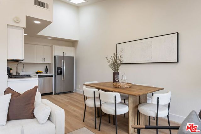 164 W 220th Street 10, Carson, CA 90745