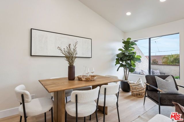 164 W 220th Street 10, Carson, CA 90745