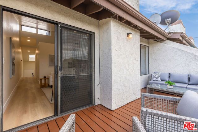 164 W 220th Street 10, Carson, CA 90745