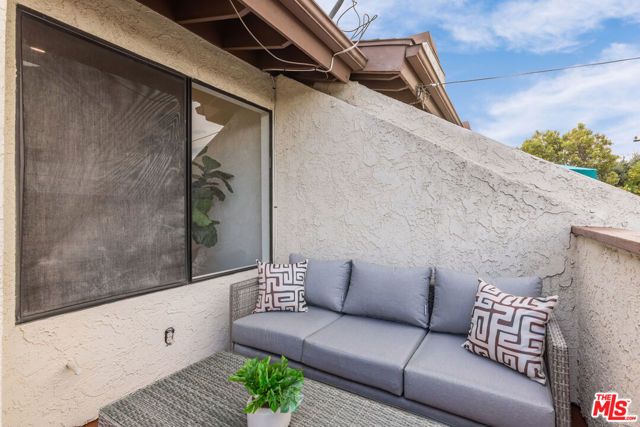 164 W 220th Street 10, Carson, CA 90745