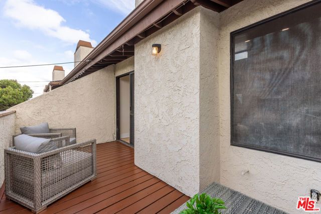 164 W 220th Street 10, Carson, CA 90745