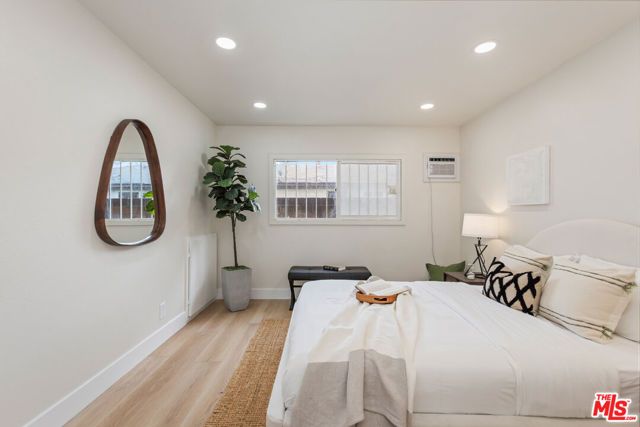 164 W 220th Street 10, Carson, CA 90745