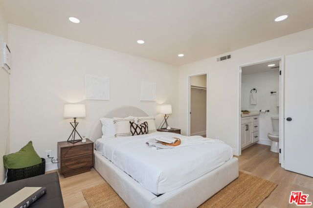 164 W 220th Street 10, Carson, CA 90745