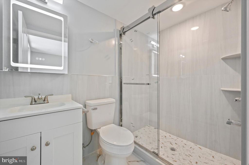 2405 RIDGE AVE #2, Philadelphia, PA 19121