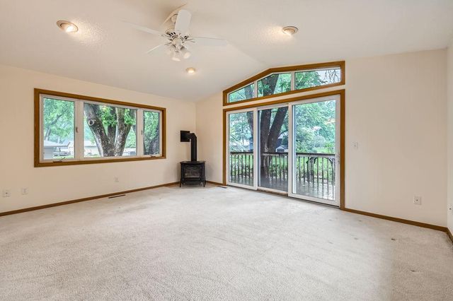211 Mckinley Street, Anoka, MN 55303