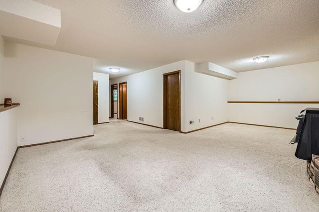 211 Mckinley Street, Anoka, MN 55303